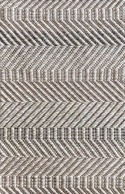 Broadloom carpet sample in a ivory and grey herringbone pattern