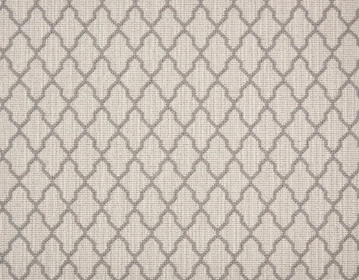 Broadloom carpet swatch in geometric pattern medium grey color