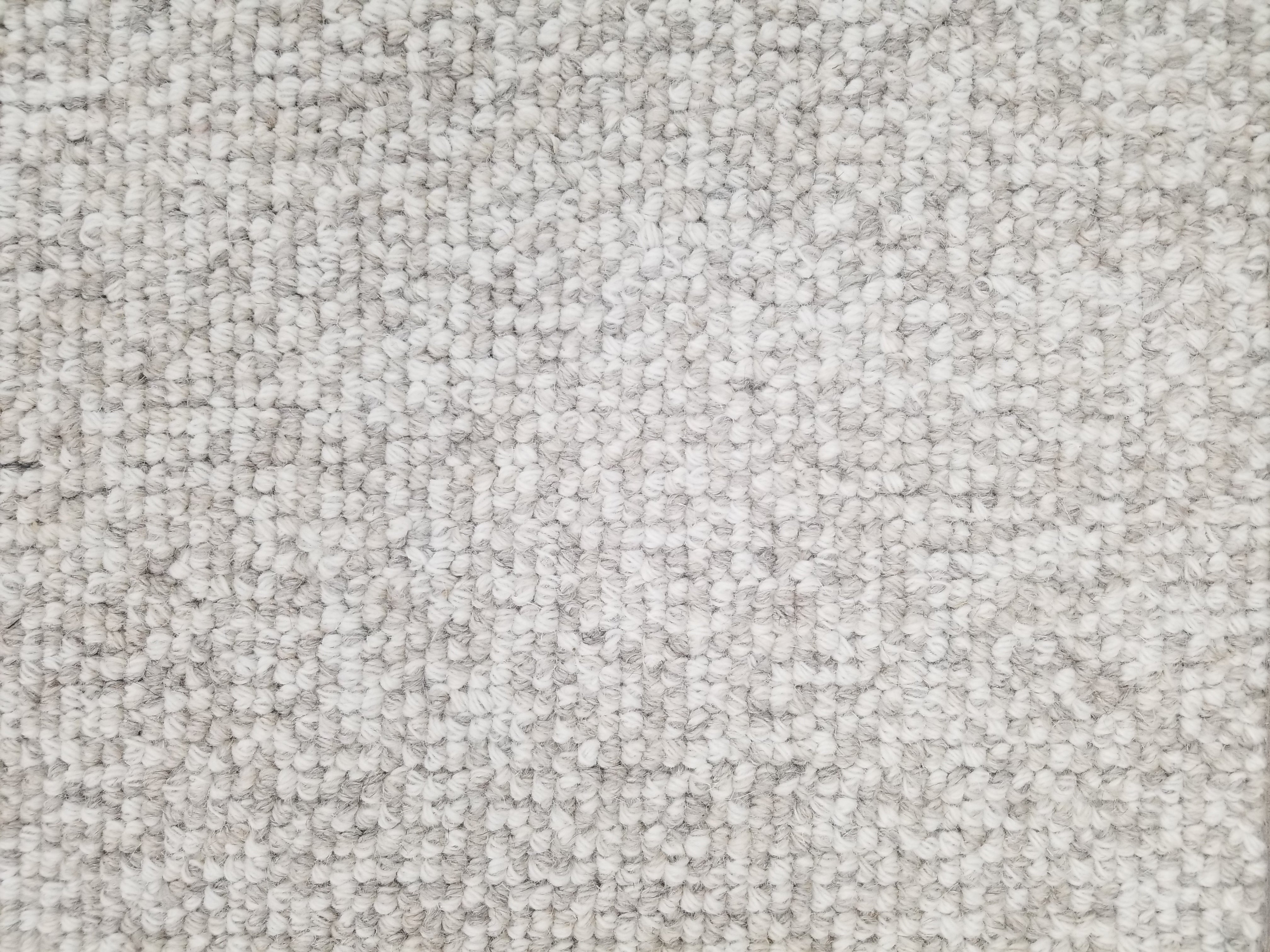 Berlin rug in textured design in cloud grey