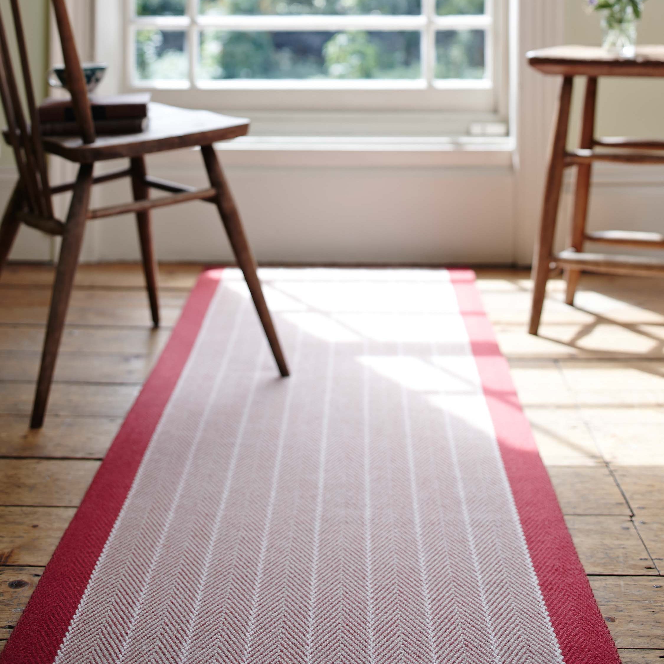 Striped flatweave runner in grey and red