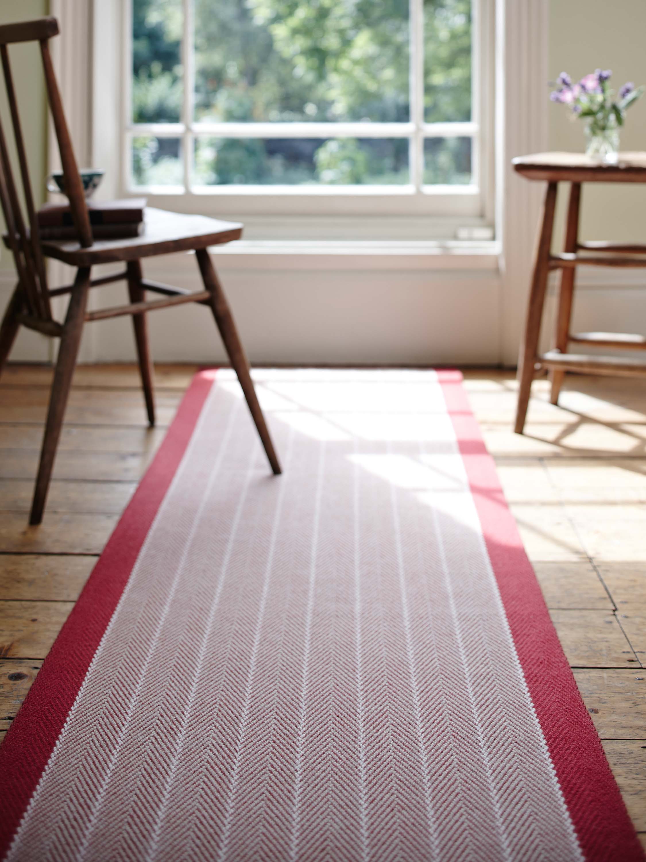 Striped flatweave runner in grey and red