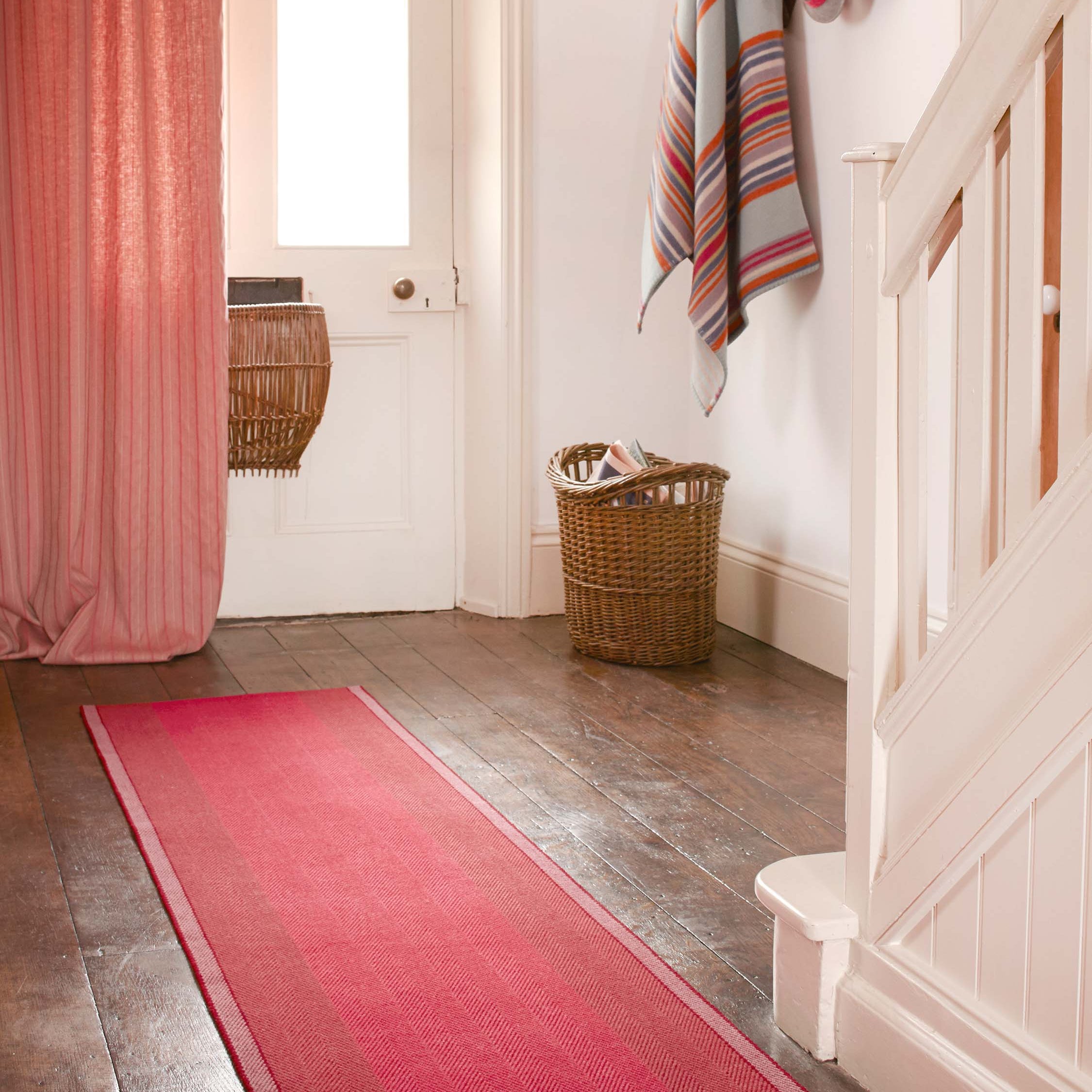 Striped flatweave runner in red 