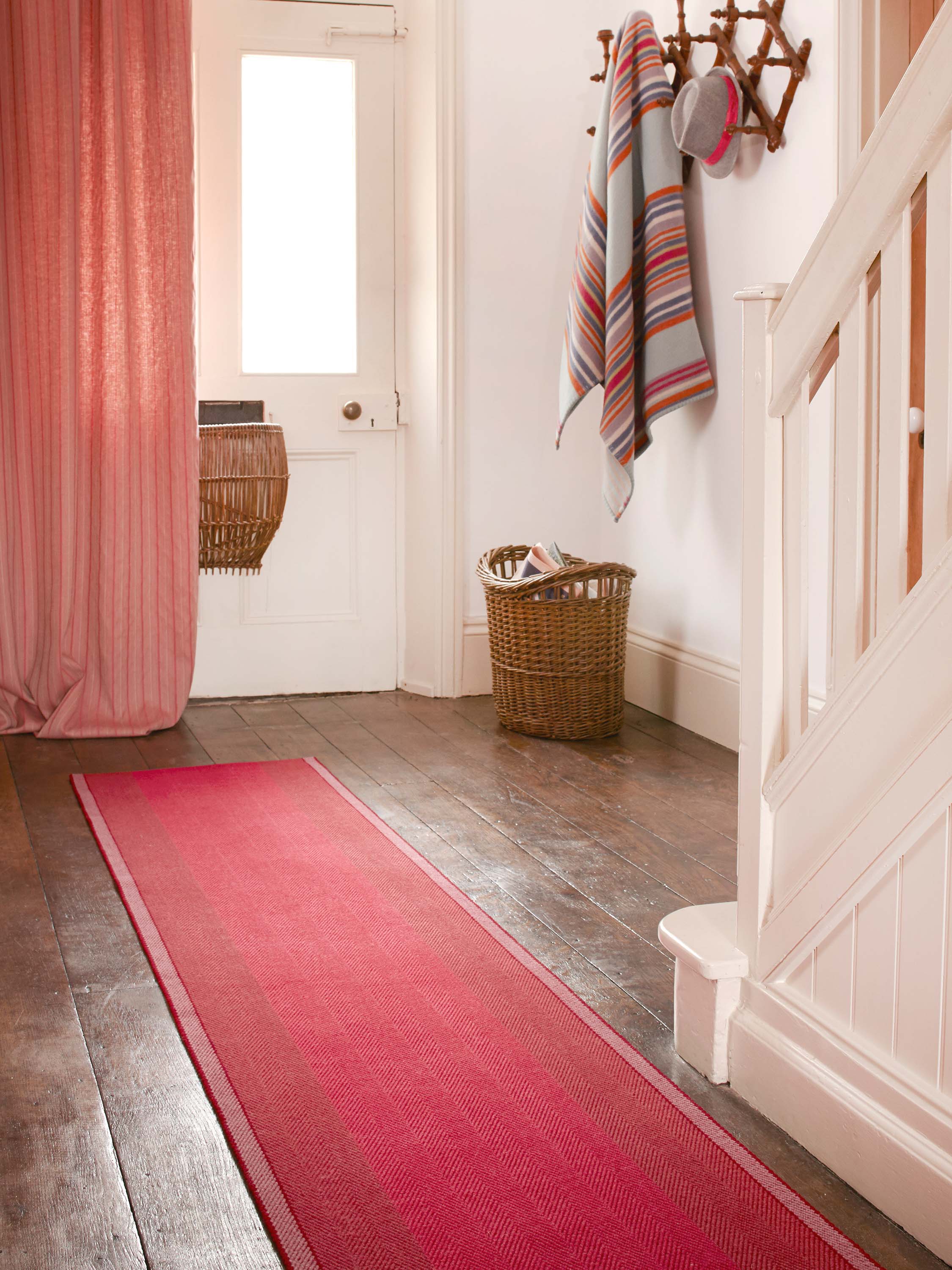 Striped flatweave runner in red 