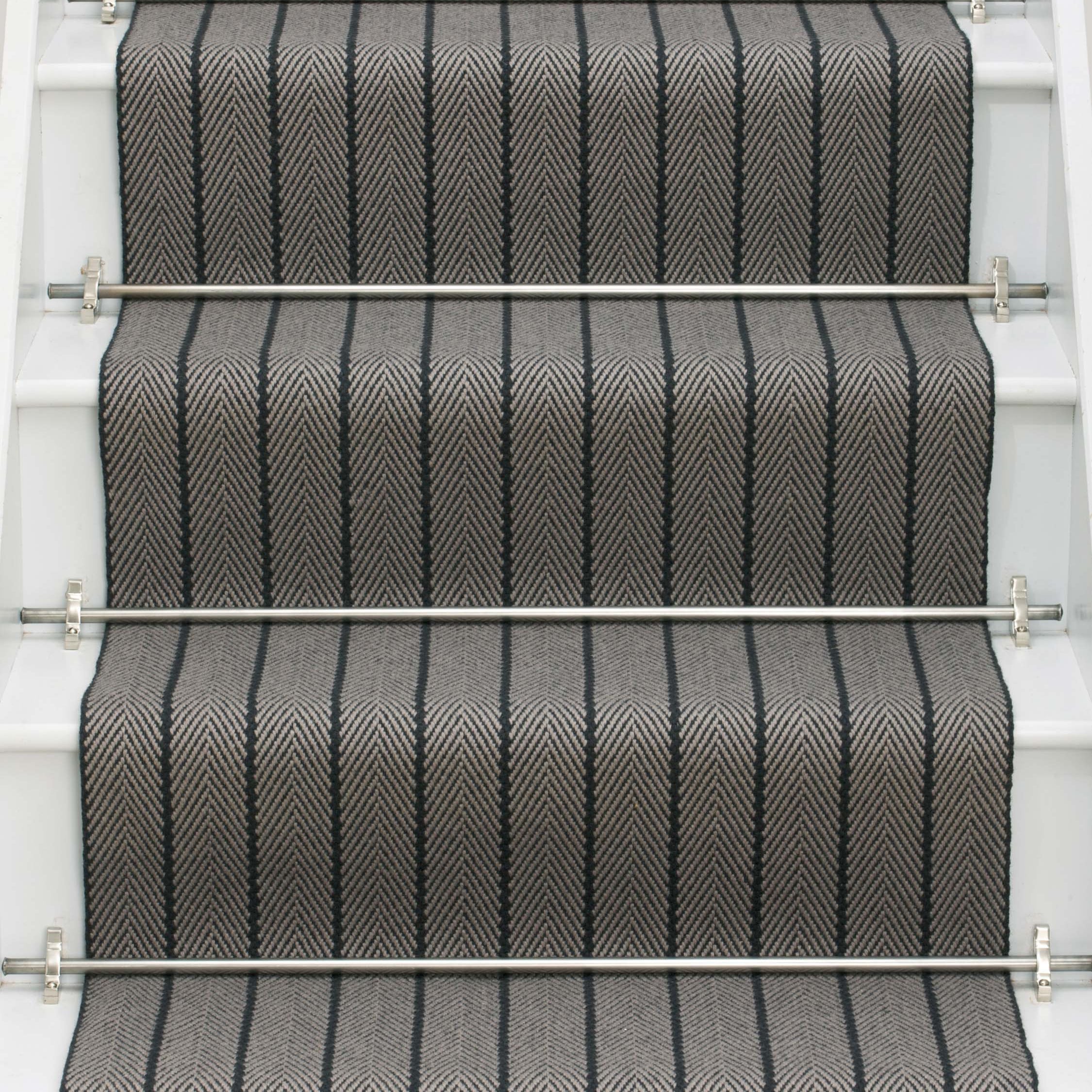 Striped flatweave runner in grey and black