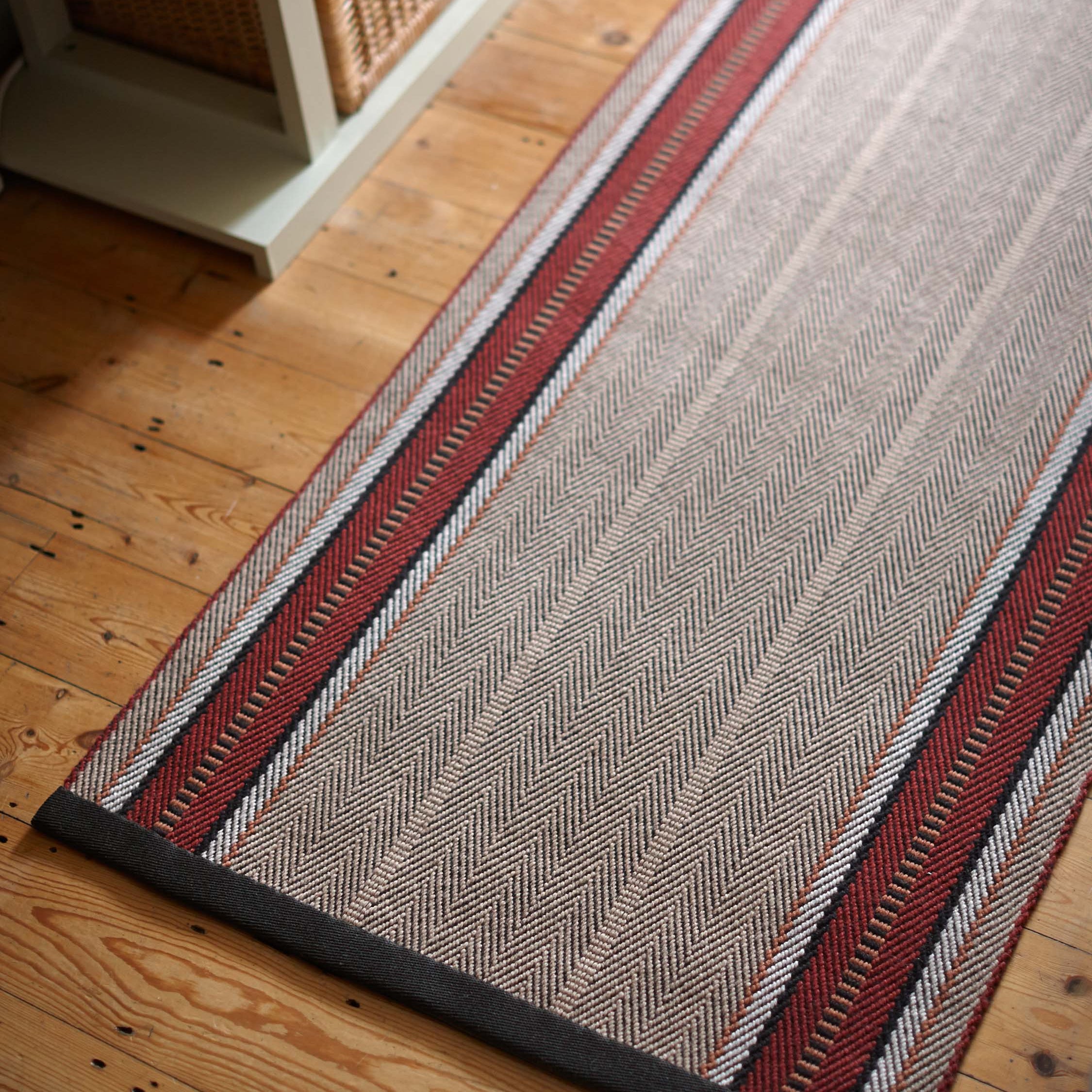 Striped flatweave runner in grey and red